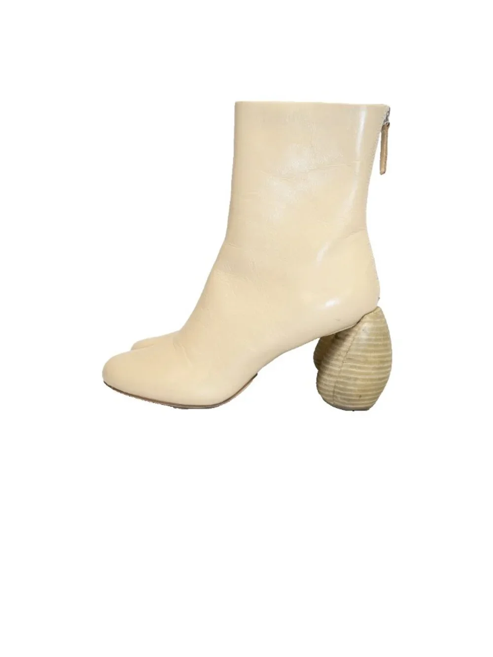 NEW $700 CULT GAIA RYAN ANKLE BOOT LEATHER CREAM SCULPTED HEEL 40 (TF22)